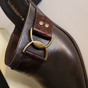 Liz Claiborne Brown Mules & Clogs with Smooth Leather and Shiny Finish